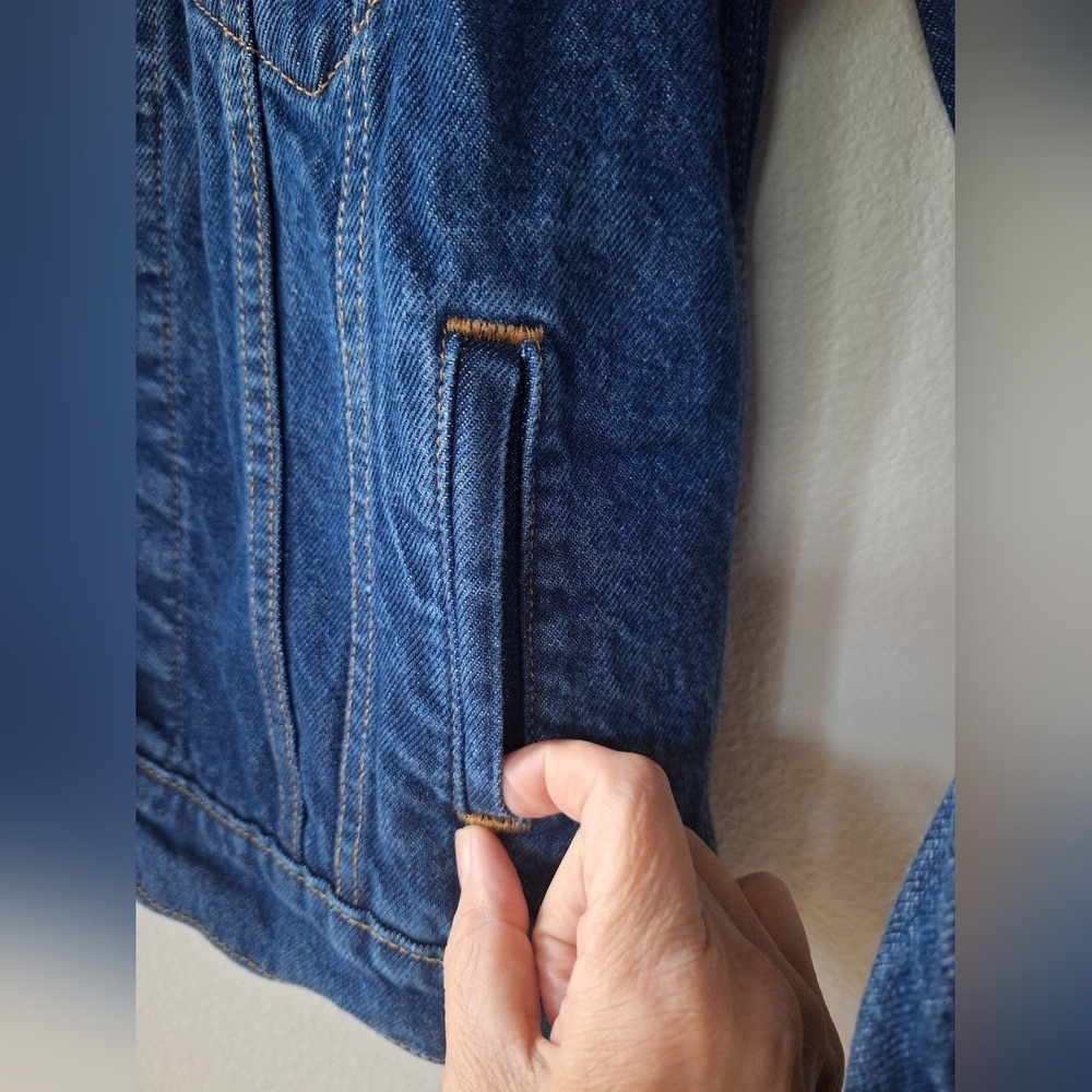 Levis Blue Denim Jacket Button Front Collared Tru… - image 7